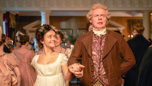 Becky Sharp (Olivia Cooke) ja Sir Pitt (Martin Clunes). Uusi draamasarja Turhuuden turuilla on sähäkkä tulkinta 1800-luvun Britanniaan sijoittuvasta klassikkoromaanista.