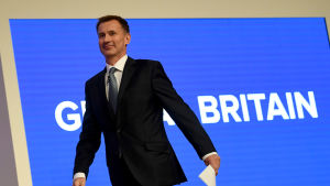 Utrikesminister Jeremy Hunt hotar att avslöja GRU och att vidta motåtgärder tillsammans med allierade Utrikesminister Jeremy Hunt hotar att avslöja GRU och att vidta motåtgärder tillsammans med allierade