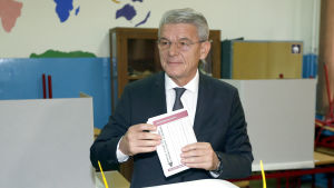 Sefik Dzafevoric representerar bosniakerna (muslimerna) i presidentrådet Sefik Dzafevoric represnterar bosniakerna (muslimerna) i presidentrådet