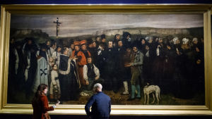Nuori taidehistorioitsija ja poliisi selvittävät uudessa ranskalaissarjassa taidemaailmaan liittyviä rikoksia.