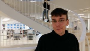 Otso Harju forskar i feministisk aktivism i Indien. Det finns en mängd levande och viktiga feminismer med långa anor i Indien, fast de sällan når över vår nyhetströskel, säger han. Otso Harju, doktorand i genusvetenskap, HU