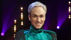 För Christoffer Strandberg blir det andra gången gillt i De Eurovisa. Christoffer Strandberg medverkar i premiäravsnittet av De Eurovisa 2019.