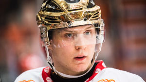 Joel Kiviranta har skrivit kontrakt med NHL-klubben Dallas Stars. Joel Kiviranta på isen.
