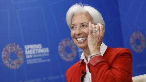 Christine Lagarde tillträder som chef för ECB i november. Christine Lagarde ler.