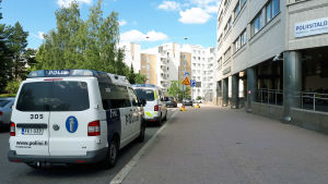 En del arbetsuppgifter känns jobbigare då man sköter dem hemifrån istället för på kontoret. Pasilan poliisitalo / Helsinki 20.07.2019