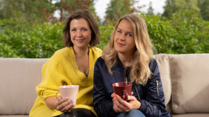 Norrena&Frantz livepoddar från Jakobstad på onsdagen. Du kan se hela spektaklet live via Arenan eller dyka upp på plats på Stadshotellet. Eva Frantz och Hannah Norrena