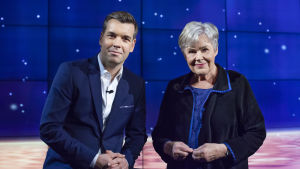 Elisabeth Rehn gästar Daniel Olin. Elisabeth Rehn tillsammans med Daniel Olin.