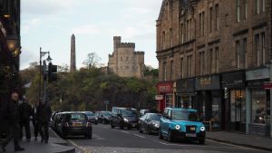 I Edinburgh röstade endast en fjärdedel av invånarna för att lämna EU i den brittiska folkomröstningen år 2016. Edinburgh, Skottland