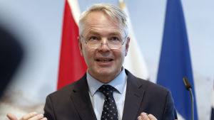 Pekka Haavisto deltar i EU:s utrikesministermöte i Bryssel där man bland annat diskuterar relationerna till Turkiet och Irak Pekka Haavisto deltar i EU:s utrikesministermöte i Bryssel där man bland annat diskuterar relationerna till Turkiet och Irak