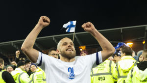I november säkrade Teemu Pukki och Finland EM-biljetten i Helsingfors. Teemu Pukki.