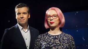 Maria Turtschaninoff är veckans gäst hos Daniel Olin. Maria Turtschaninoff tillsammans med Daniel Olin.