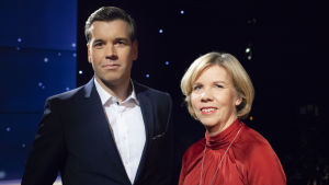 Anna-Maja Henriksson är veckans gäst hos Daniel Olin. Anna-Maja Henriksson tillsammans med Daniel Olin.