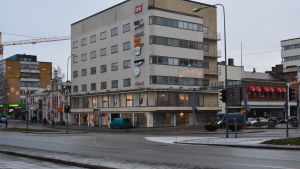 Här i hörnet av Vasaesplanaden och Handelsesplanaden öppnar den nya affären Vasa centrum.