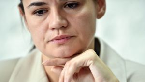 Svetlana Tichanovskaja, eller Svjatlana Tsichanouskaja som det skrivs på transkriberad belarusiska Svetlana Tichanovskaja