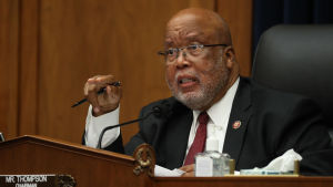 Demokraten Bennie Thompson, ordförande för utskottet för inrikes säkerhet. Här på en arkivbild från september 2020. Demokraten Bennie Thompson, ordförande för utskottet för inrikes säkerhet. Här på en arkivbild från september 2020.