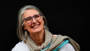 Den kanadensiska deckarförfattaren Louise Pennys böcker har också översatts till svenska. Bland annat böcker ur serien om kommissarien Gamache. Den kanadensiska deckarförfattaren Louise Pennys böcker har också översatts till svenska. Bland annat böcker ur serien om kommissarien Gamache.