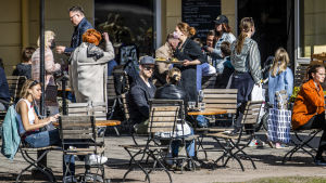 Begränsningarna i olika områden uppdateras varje vecka så att de motsvarar epidemiläget. uteservering vid aura å