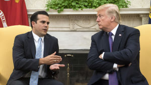 Guvernören för Puerto Rico Ricardo Rosselló besökte president Donald Trump iVita huset efter stormkatastrofen. Puerto Ricos guvernör Ricardo Rossello och Donald Trump i Vita Huset.