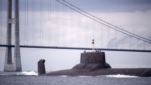 Den ryska atomubåten Dmitrij Donskoj passerar Danmark. Den ryska atomubåten Dmitrij Donskoj passerar Danmark.