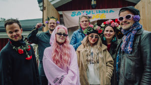 Ellinoora järjestää päivänään festarietkot. Vain elämää -ohjelman yhdeksännen kauden osallistujat.