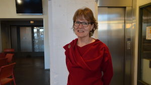 Alison Strang är forskare vid Queen Margaret University i Edinburgh. Forskaren Alison Strang från Skottland besökte Vasa för att föreläsa under de österbottniska integrationsdagarna.