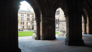 Universitetets imponerande stenvalv har använts i många filmer och tv-serier. Glasgow University