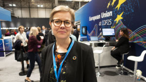 Krista Mikkonen Ympäristö- ja ilmastoministeri Krista Mikkonen Madridin ilmastokokouksessa