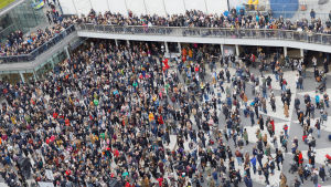 Det har under hösten ordnats manifestationer mot trakasserier på flera orter i Sverige. Demonstration mot sexuella trakasserier på Sergels torg i Stockholm.