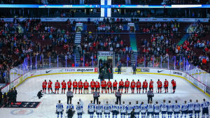 Finland var ingen lätt match för Schweiz. Finland firar seger i JVM.