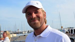 Ossi Paija är ordförande för sexornas förbund i Finland. Ossi Paija är ordförande för sexornas förbund.