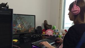 Niina "Soyhi" Kahela pelaa Starcraft 2:a