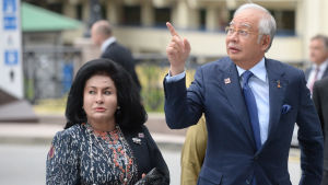 Najib tillsammans med sin fru Rosmah Mansor. Rosmah Mansor och Malaysias tidigare premiärminister Naib Razak.