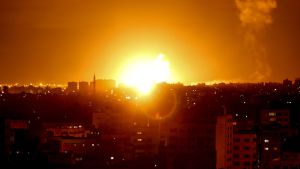Arkivbild på israelisk flygräd ovanför Gaza. Bilden tagen den 27 oktober. Arkivbild på israelisk flygräd ovanför Gaza. Bilden tagen den 27 oktober.