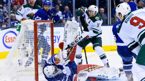 Koivu var framme vid Torontos mål. Mikko Koivu spelar för Minnesota Wild.