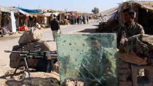 Den afghanska armén har lidit så stora förluster att den inte längre publicerar uppgifter om stupade och skadade. Läget är särskilt svårt i talibanfästen som provinsen Helmand Den afghanska armén har lidit så stora förluster att den inte längre publicerar uppgifter om stupade och skadade. Läger är särskilt svårt i talibanfästen som provinsen Helmand