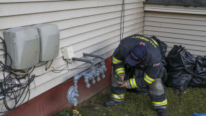 Folk som använder gas uppmanades att lämna sina hem omedelbart Folk som använder gas uppmanades att lämna sina hem omedelbart