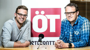 Björn Bredbacka och Sören Bäck gör ÖT:s fotbollspodd. Björn Bredbacka och Sören Bäck gör ÖT:s fotbollspodd.