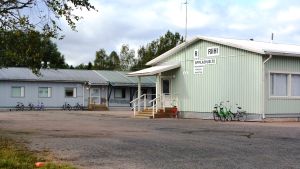 Sipoonjoen koulu Sipoonjoen koulus elever går i skola i tillfälliga lokaler