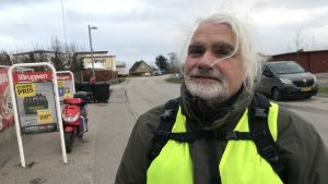 Petter Torpfeldt berättar att Kalvehave sedan tidigare är en utflyttningskommun och han tror att det blir svårt att locka nya invånare om utvisningscentret förverkligas. Petter Torpfeldt