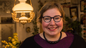 Nina Wiklund, ordförande för föreningen Lovisa historiska hus. Lovisa historiska hus odförande Nina Wiklund