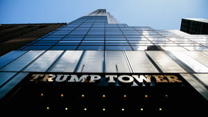 Trump förlorade över en miljard dollar på dåliga affärer främst i New York och New Jersey på 1980- och 1990-talet Trump Tower