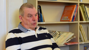 Tekniska chefen i Ingå Peter Bergman säger att tidtabellen håller, trots att bygget tillfälligt försenades. Peter Bergman, teknisk chef i Ingå