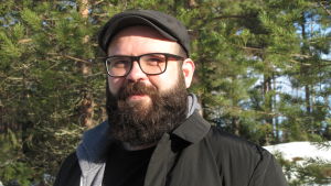 Nya metoder för att nå väljarna. Det har Svenska Folkpartiet ledda av Stefan Svanfeldt satsat på i Sjundeå. Manlig person i närbild.
