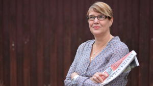 Chefredaktör Marina Holmberg vill garantera högklassiga lokalnyheter också i framtiden. Tidningen Västra Nylands chefredaktör Marina Holmberg.