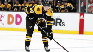 Urho Vaakanainen - via Jokipojat, Blues, JYP och SaiPa till Boston Bruins Urho Vaakanainen, Boston Bruins