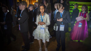 Statsrådet bjöd in två tioåringar från varje kommun i Finland till festen. Lovisas representanter var Noha och Aaron Björklund. Noha Albu-Mohammed