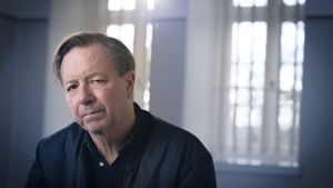Steve Sem-Sandberg skriver sig själv i sina verk, säger han. Steve Sem-Sandberg i samband med att han kom ut med sin roman "W" 2019.