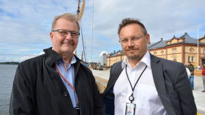 Teijo Seppelin och Juha Kytölä. Teijo Seppelin och Juha Kytölä vid Inre hamnen i Vasa.