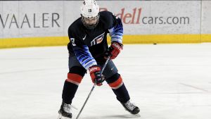 Cole Caufield leder poängligan i VM Cole Caufield spelar för USA i U18-VM