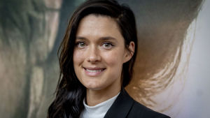 Krista Kosonen är bioaktuell med filmen "Helene" som har premiär 17.1. Krista Kosonen Helene-elokuvan lehdistötilaisuudessa